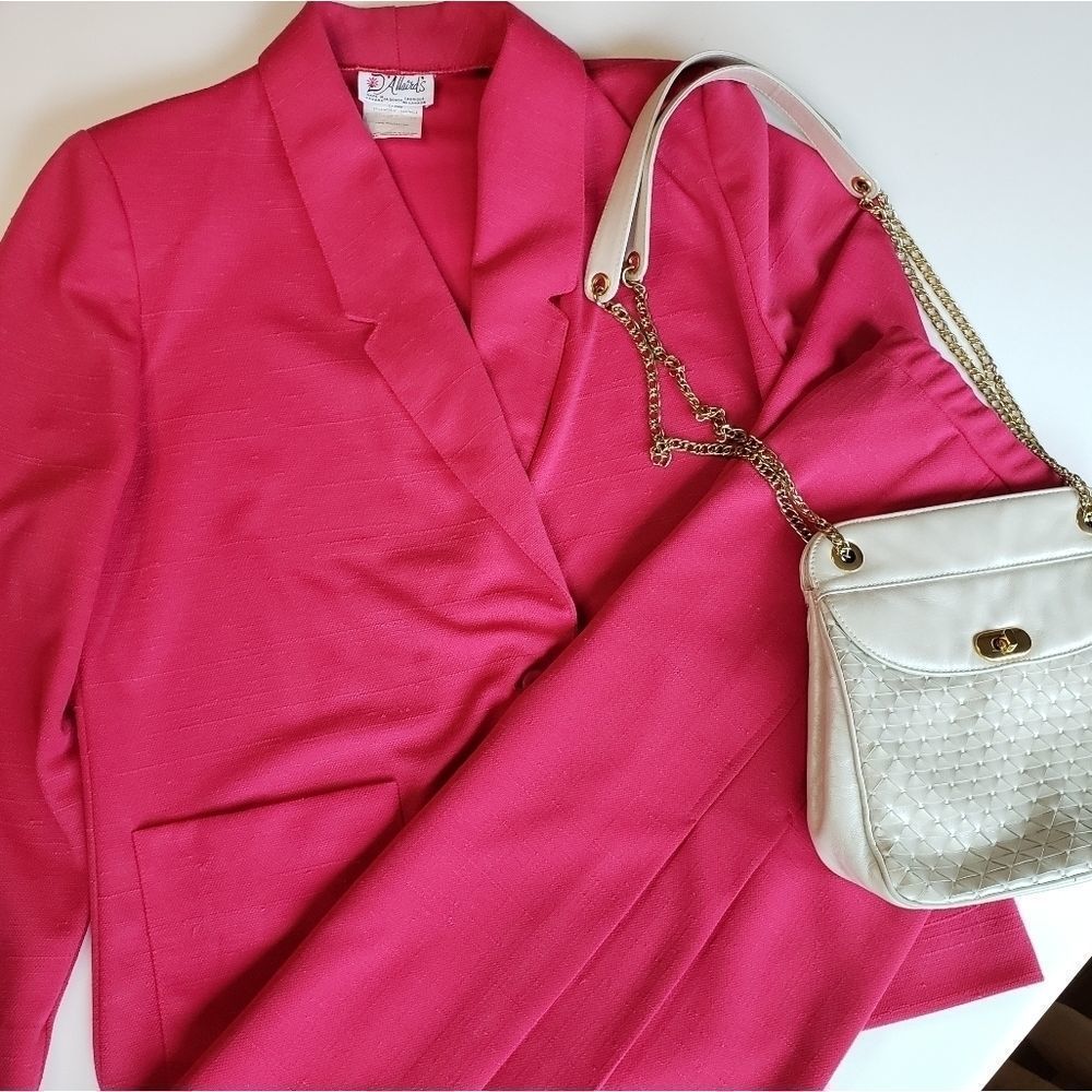 Vintage • hot pink skirt & blazer